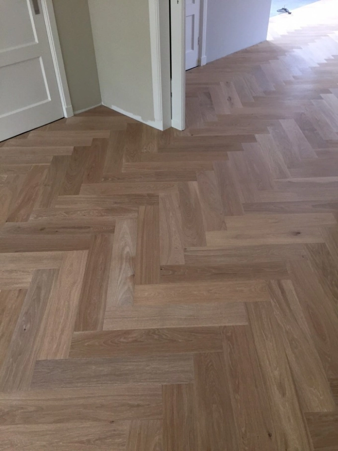 Visgraat vloeren