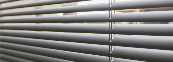 Level | aluminium jaloezieën 
